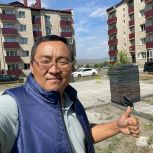 Ролан Ооржак проверил строительство детских площадок на Убсунурской