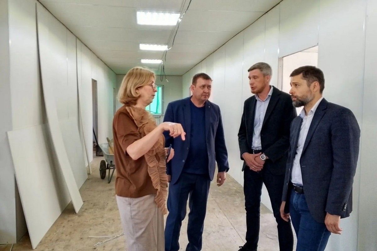 Медучреждения, спорткомплексы, школы и скверы: «Единая Россия» в регионах оценила готовность объектов Народной программы-2021