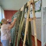 180 маскировочных сетей сделали волонтеры из Аткарского района