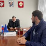 Сайгидпаша Умаханов провел прием граждан в общественной приемной «Единой России»