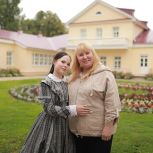 Наталья Тойкина исполнила желание девочки из Глазова благодаря летней акции «Ёлка желаний»