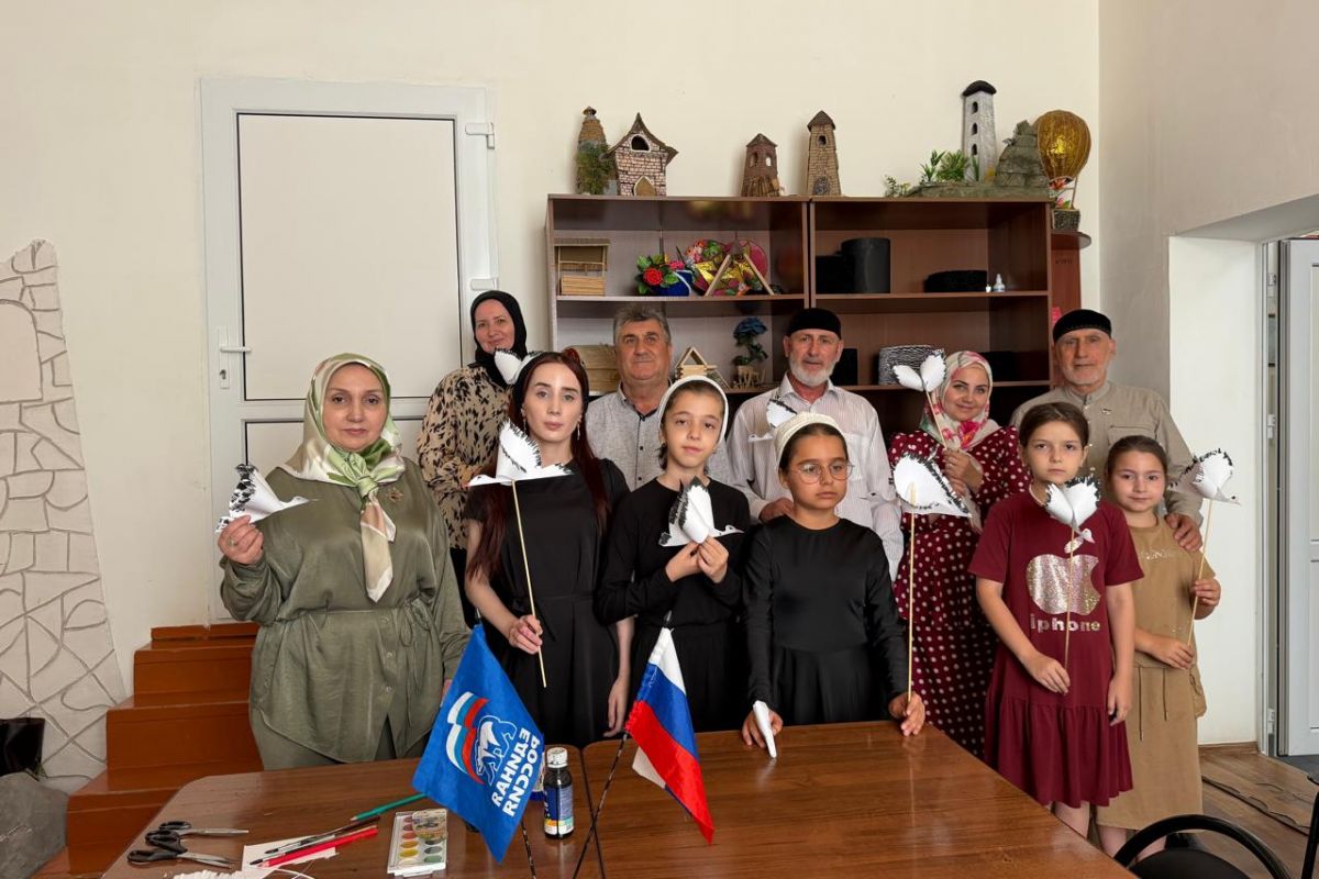 В Чеченской Республике почтили память детей-жертв конфликтов в Донбассе
