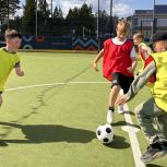 Летняя спортивная программа организована для досуга и оздоровления юных ямальцев