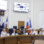 Александр Дронов: В Новгородской области действует широкий пакет мер государственной поддержки семей с детьми