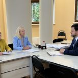 Кандидаты «Единой России» продолжают подавать документы на участие в выборах в Госдуму