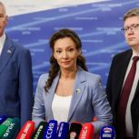 Анна Кузнецова: По инициативе фракции «Единой России» Госдума принимает законы по защите семей с детьми