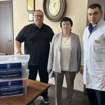 В Кыштыме передали «Коробку Храбрости» в детскую городскую больницу