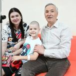 Юные пациенты ОКБ №1 получили подарки в рамках акции «Коробка храбрости»