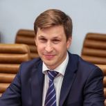 Иван Новиков поздравил с семейным праздником жителей Архангельской области