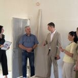 «Единая Россия» проверила ход капитального ремонта в ряде школ Владикавказа и станицы Архонской