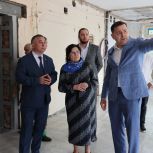 В рамках партийного десанта Римма Утяшева проинспектировала ход капитального ремонта в Республиканском фтизиопульмонологическом центре