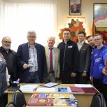 Активисты «Молодой Гвардии Единой России» поздравили ветеранов боевых действий и подписали соглашение о сотрудничестве