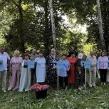 В школе пос. Петрово к 80-летию Калининградской области торжественно открыли Аллею славы