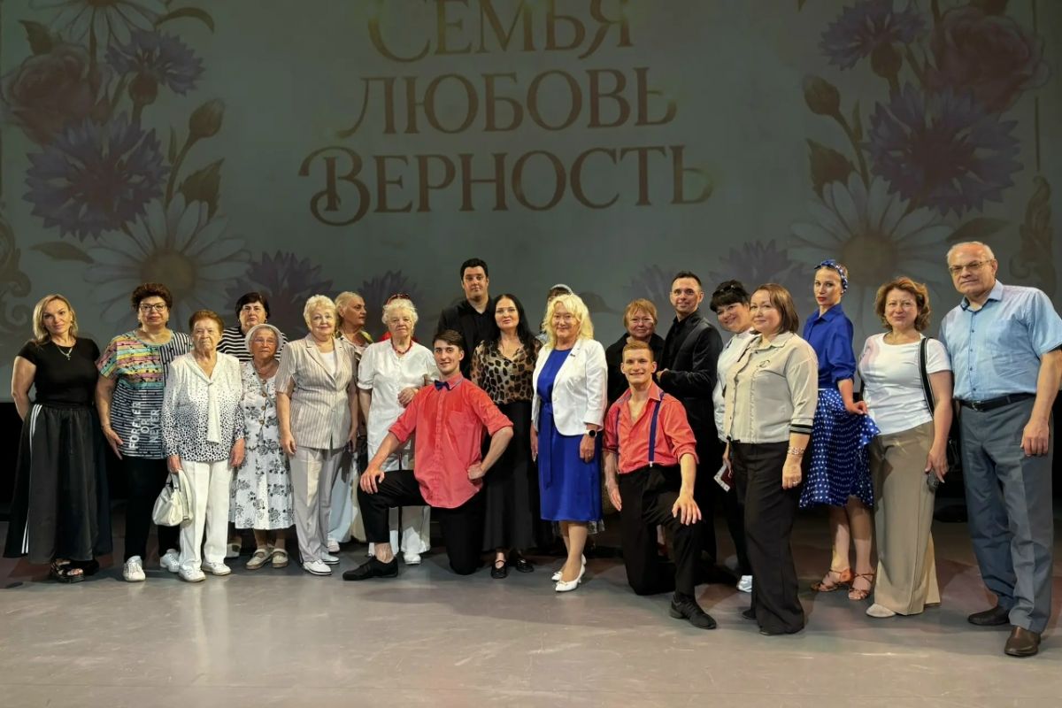 Концерт в честь Дня семьи, любви и верности провели для жителей района Выхино-Жулебино