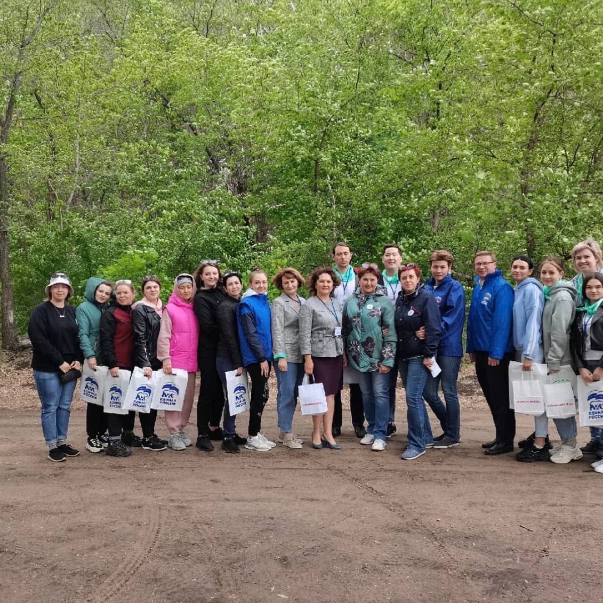 Клубы молодых педагогов из с. Варна и г. Карталы провели встречу в формате  квест-игры