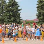 Сладкие подарки и спортивные мероприятия: активисты «Единой России» поздравили с Днем защиты детей