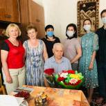 Яна Куприна поздравила Ивана Михайловича Белова с 90-летием