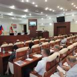 Депутаты-единороссы обсудили итоги Съезда партии на региональной дискуссионной площадке