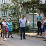 Александр Сидоров контролирует благоустройство площадки «Спортивные Речники»