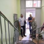 Тарас Ефимов поддержал инициативу жителя Балашихи по модернизации пандуса в подъезде многоквартирного дома