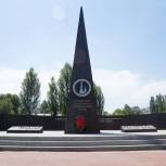 Активисты «Единой России» в Нижнем Новгороде оказали содействие в реставрации мемориала героям-землякам