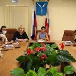 В областной Думе обсудили вопрос обеспечения отдельных категорий граждан необходимыми лекарствами