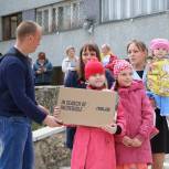 В Международный день защиты детей в Ивановской области пяти семьям вручили планшеты и ноутбуки в рамках проекта «Помоги учиться дома»