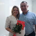 Единороссы Уйского района поздравили медицинских работников с профессиональным праздником