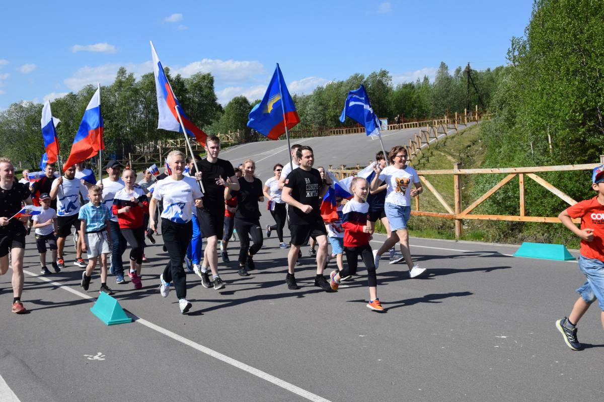 Спортивная нация. Водно спортивная эстафета. Единая Россия мероприятия. День России Мурманск.