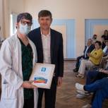 Андрей Кропоткин поздравил работников больницы скорой медицинской помощи с Днём медицинского работника