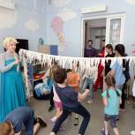Марина Дегтерёва поздравила с Днем защиты детей маленьких пациентов детской РКБ