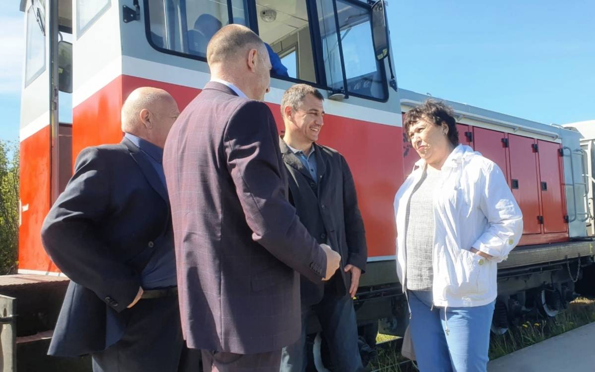 Новый тепловоз ТУ-8 совершил первый рейс по маршруту станция «Водогон»  Северодвинск – поселок Белое Озеро