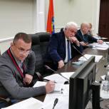 Александр Куприянов выступил с отчетом о пятилетней работе в Петровском районе
