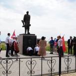 В Обливском районе открыли памятную доску в День памяти и скорби