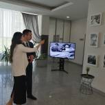 Во Дворце торжеств Набережных Челнов открылась  фотовыставка уникальных фотографий «История рождения»
