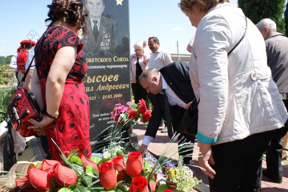 В Советском районе почтили память Героя Советского Союза Михаила Сысоева