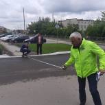 Виталий Крупин проверил ход ремонта дорог в поселке Белоярский