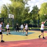 Единороссы Восточного округа Москвы организовали баскетбольный турнир к Дню России