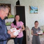 В преддверии Дня защиты детей депутат Рязанской областной Думы поздравил многодетную семью из Милославского района