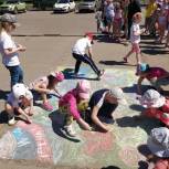 В Орловской области «Единая Россия» организовала конкурс детских рисунков