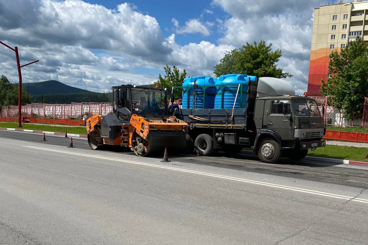 В Сатке идёт ремонт дорог в рамках партпроекта «Безопасные дороги»