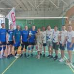 В Волгограде «Единая Россия» организовала турнир по волейболу, посвященный Дню медицинского работника