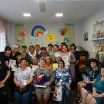 В Местных отделениях «Единой России» поздравили социальных работников с профессиональным праздником