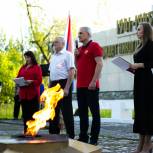 Единороссы Челябинской области приняли участие во Всероссийской акции «Свеча памяти»