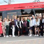 Дети областного центра отправились в путешествие на троллейбусе в историю