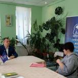 Жильцы многоквартирного дома в поселке Льнозавода Грязовецкого района попросили Алексея Маслова помочь войти в программу расселения аварийного жилья