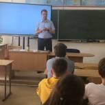 Депутат Госсобрания Республики Марий Эл рассказал школьникам формулу успеха в жизни