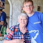 Единороссы Можайского района оказали помощь пожилым москвичкам
