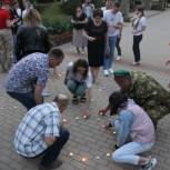 Подгоренские единороссы провели акцию в День памяти и скорби