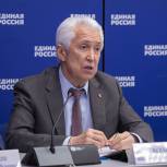 Владимир Васильев: 41 депутат Госдумы от «Единой России» в составе гуманитарной миссии партии координируют помощь Донбассу